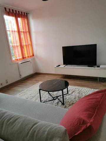 Gîte pour 3 personnes, avec balcon à Plaisance-du-Touch