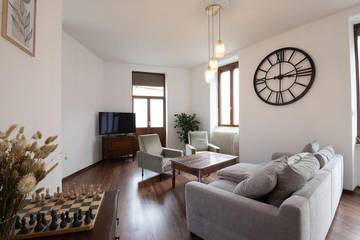 Gîte pour 8 personnes, avec balcon à Ouroux