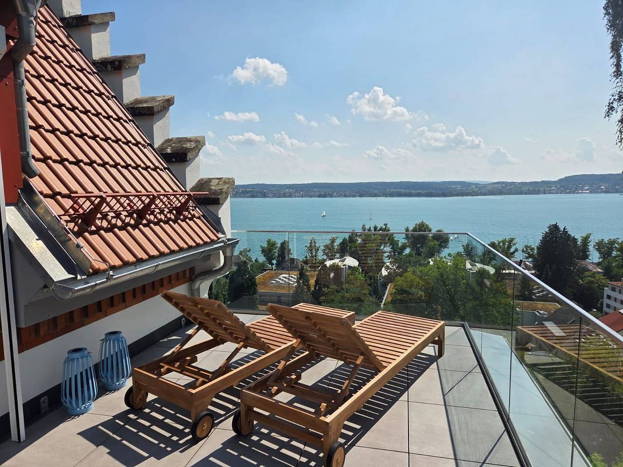 Ganze Wohnung, Großzügige Ferienwohnung Lieblingsplatz mit Terrasse am See in Überlingen in Überlingen, Obersee (Bodensee)