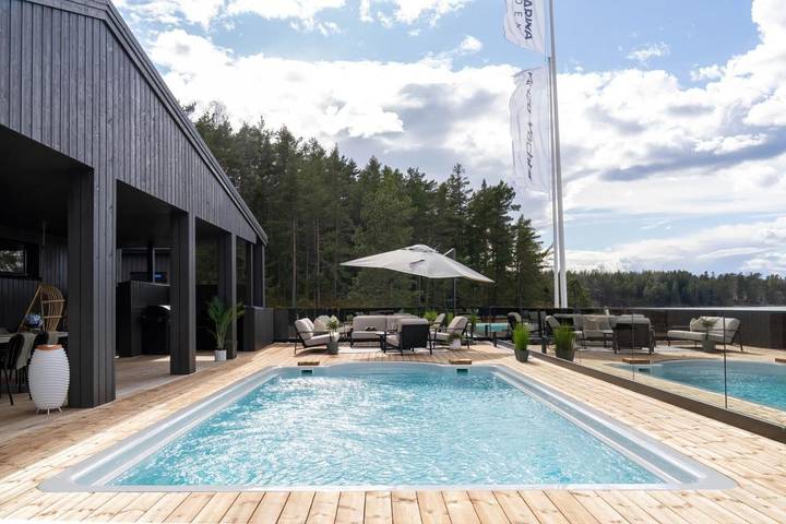 Appartement de vacances pour 17 personnes, avec terrasse et sauna ainsi que vue et piscine