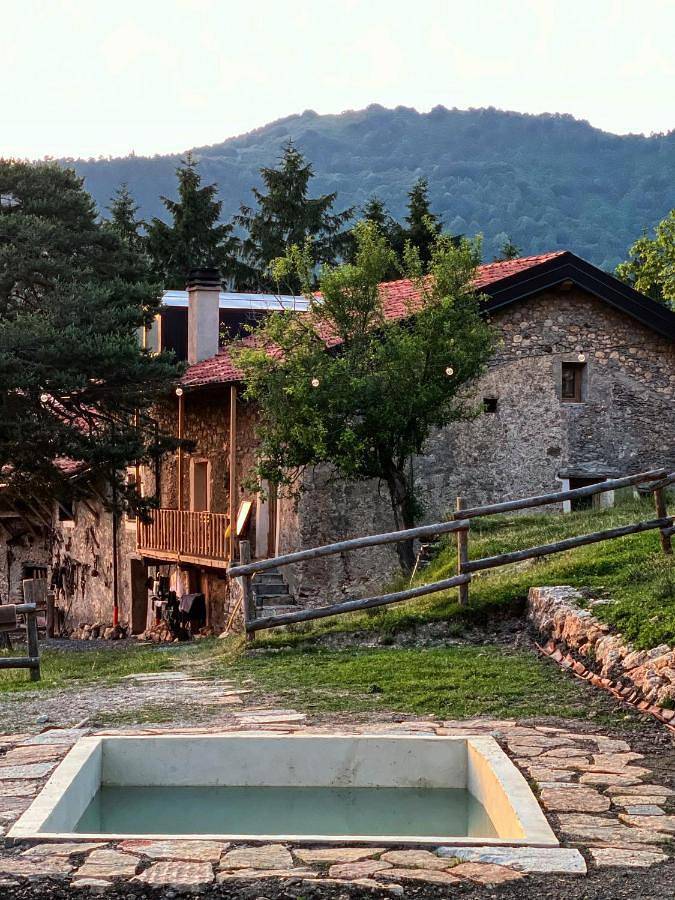 Gîte pour 2 personnes, avec piscine ainsi que jardin et vue à Garessio - 2