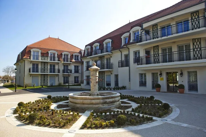 Appart’hôtel pour 2 personnes, avec jardin et vue, animaux acceptés - 1