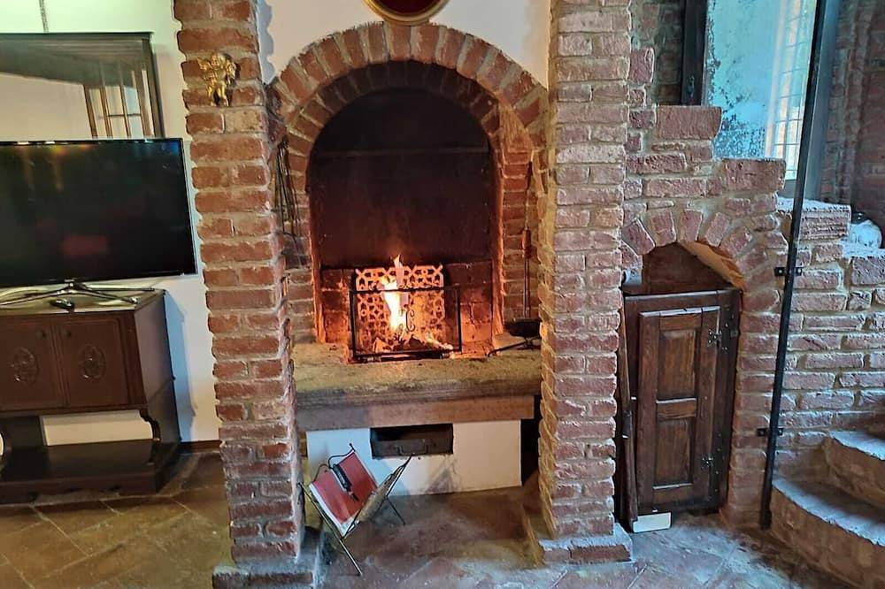 2 Bedroom Cottage in Cormano in Cormano, Mailand Provinz