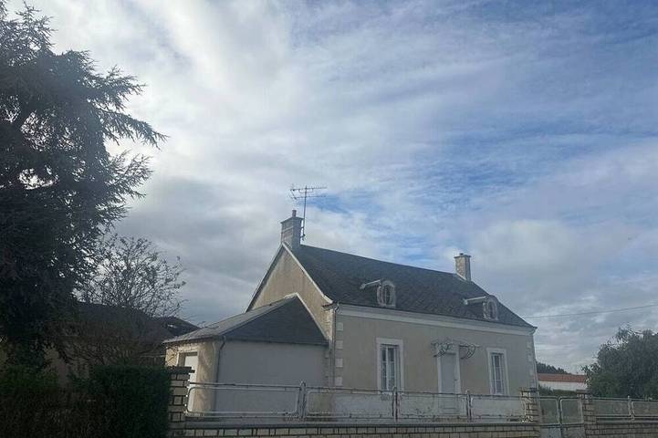 Gîte pour 7 personnes à Ambrault