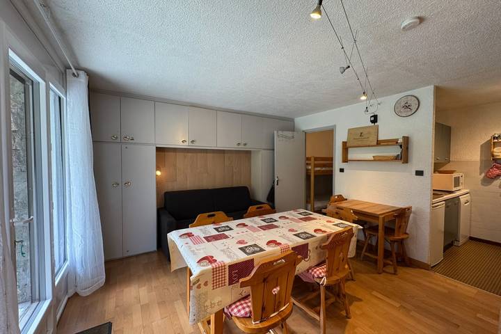 Apartamento entero, Appartement 8 pers - 3 chambres - Résidence le Christiana - Centre village in Station de Risoul, Risoul