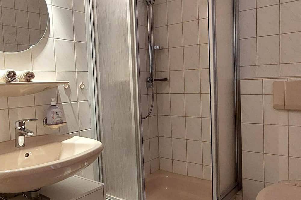 Ganze Wohnung, \"Julio I\" - Fewo/Wohn-Schlafraum/Dusche, Wc - Romeo-Julio, Ferienwohnungen in Mittenwald, Bayerische Alpen