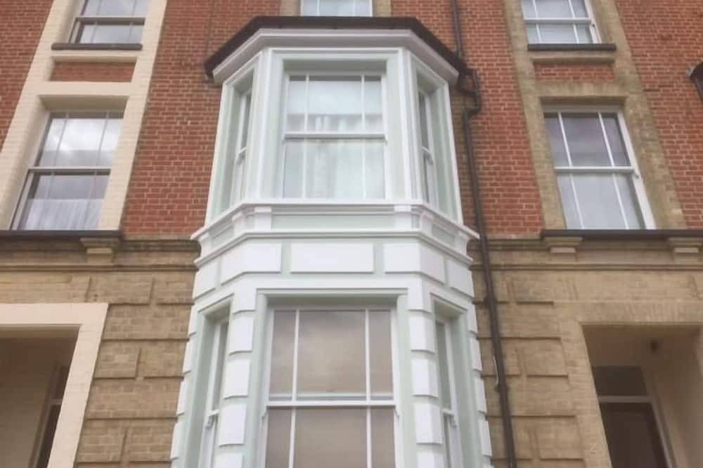 Entire apartment, Apartment with Garden View - Moray Garden View at Moray Beachside Apartments in Lowestoft, Sunrise Coast