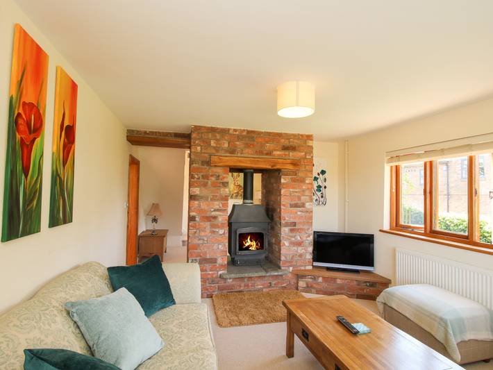 Ellenhall Farm Cottage in Stafford, Staffordshire