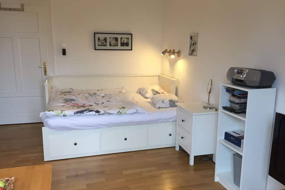 Ganze Wohnung, Ferienwohnung Kristina in renoviertem, alten Haus mit Flair bei Innsbruck in Absam, Innsbruck Land