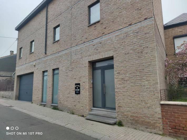 Villa pour 20 personnes, avec terrasse et jacuzzi dans Hainaut