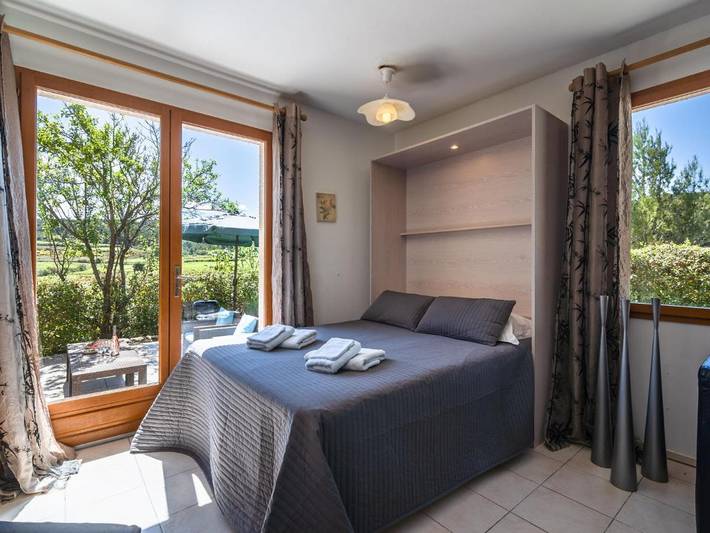 Location de vacances pour 4 personnes, avec Terrasse ainsi que Jardin et Piscine à Montbrun-des-Corbières - 3