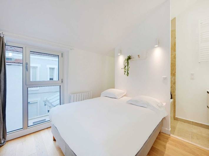 Apartamento entero, Casa moderna de 3 habitaciones y 6 baños in Asnières-sur-Seine, Altos del Sena