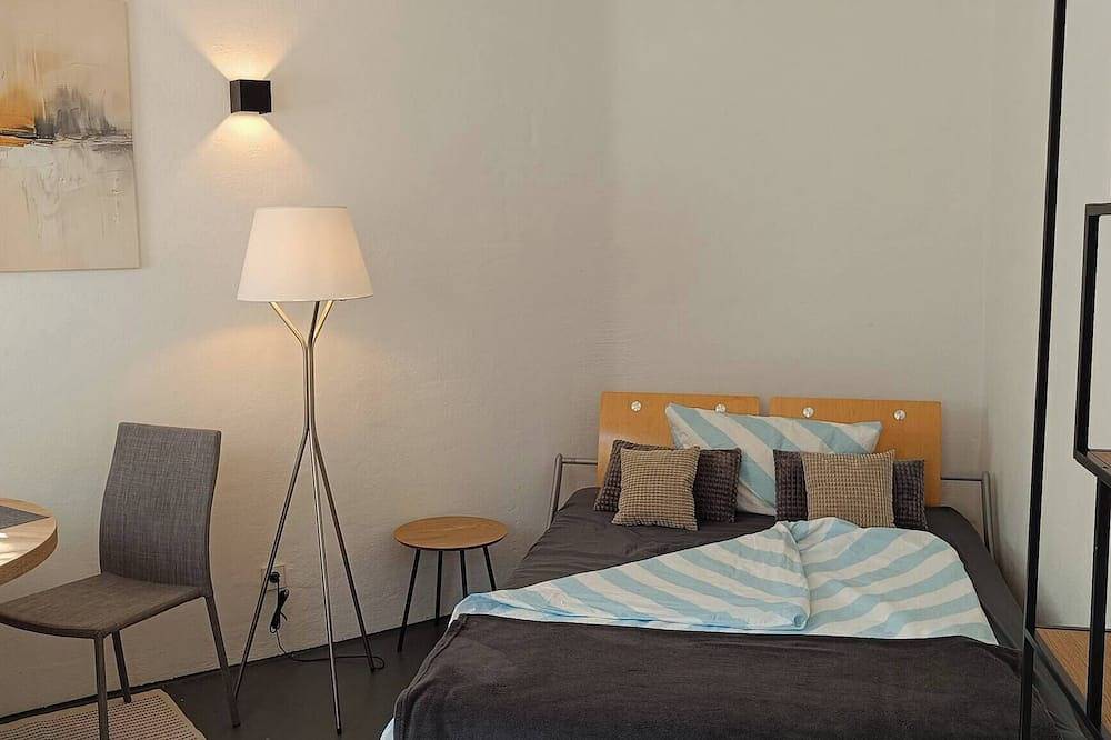 Ganze Wohnung, Gemütliches Zimmer in Nagold mit eigenem Bad in Nagold, Nordschwarzwald