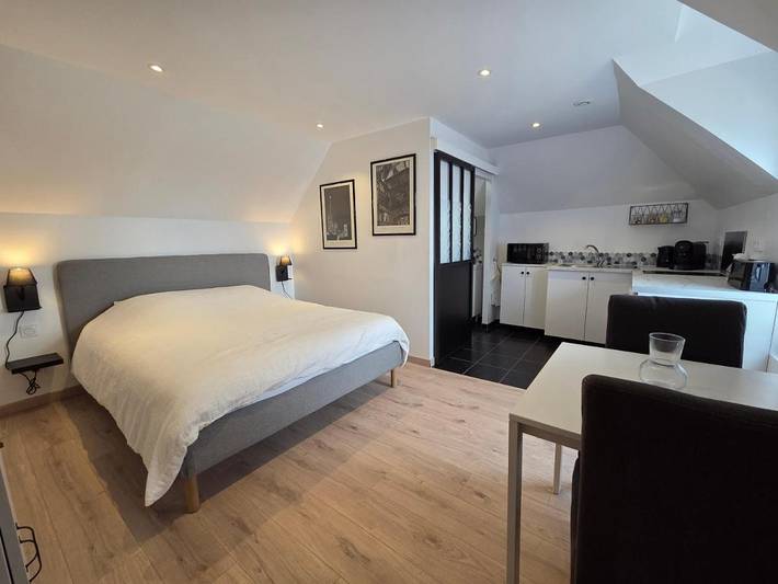 Gîte pour 2 personnes, avec terrasse à Morgny-la-Pommeraye