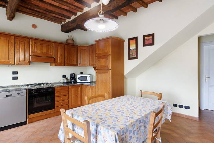Villa 'Ringo' with Private Pool, Private Garden and Wi-Fi in Capannori, Lucca Province