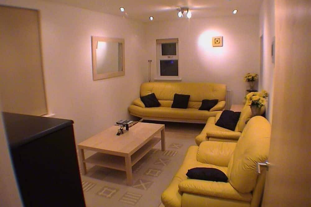 Entire apartment, Apartment at Earle House Serviced Apartments in Crewe, Cheshire East