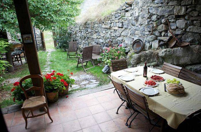 Casa rural para 9 personas, con vistas además de sauna y jardín, Se admiten mascotas en Rioja Baja - 2