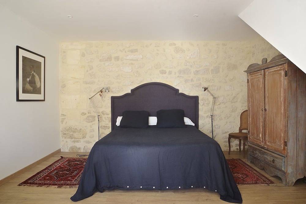 Fantastic bourgeois house of 250m2 in Baurech, Bordeaux region