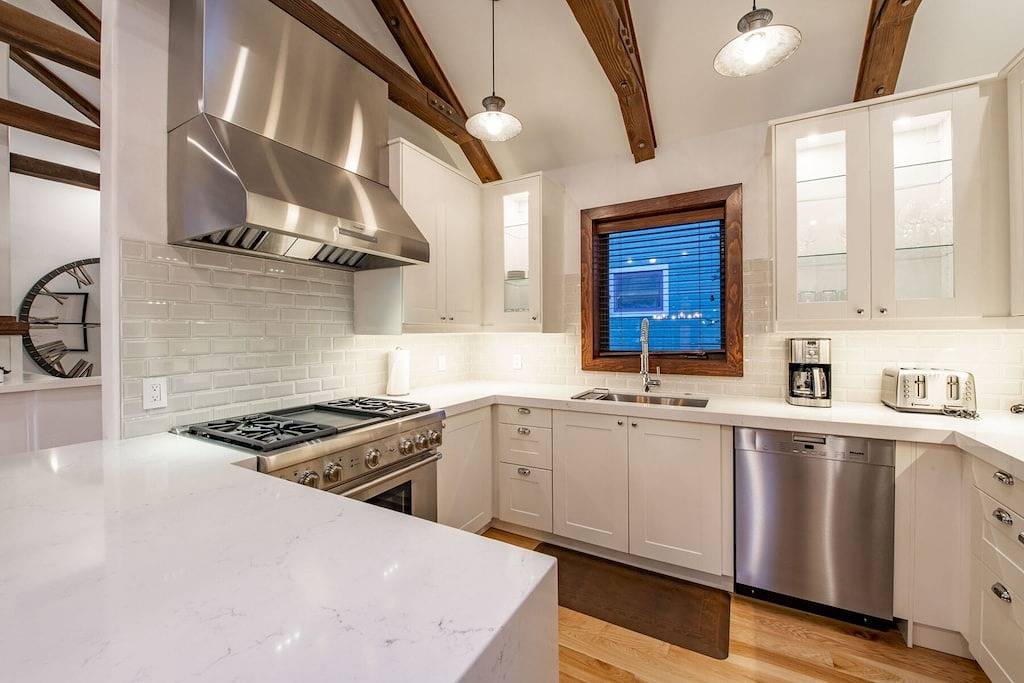 Best Ski In/Out location in the heart of Park City! Updated, clean and stocked. in Uinta Wasatch Cache National Forest