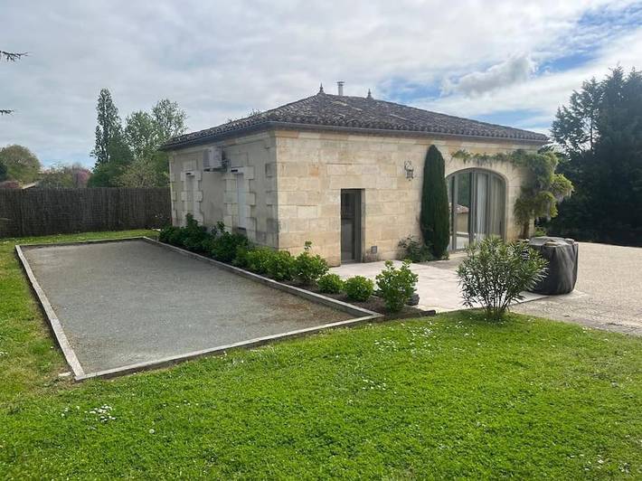 Location de vacances pour 8 personnes, avec Terrasse et Piscine à Saint-Magne-de-Castillon - 3