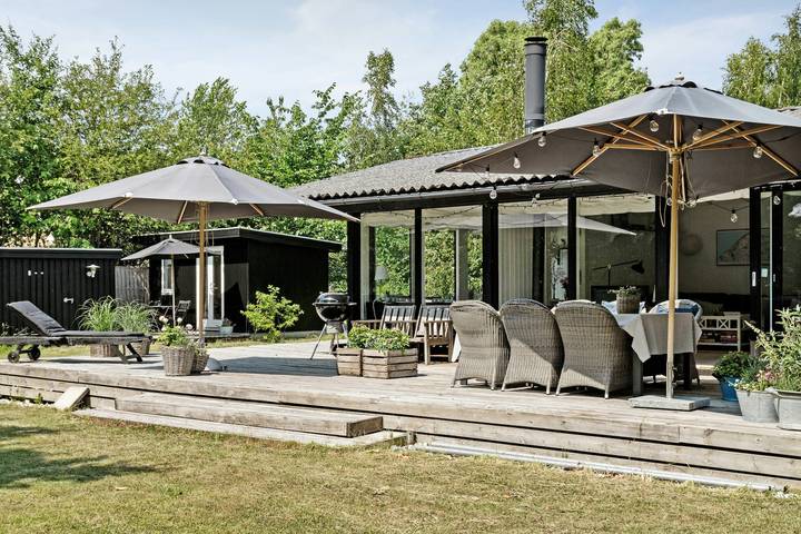 Feriehus for 4 personer, med terrasse - 1