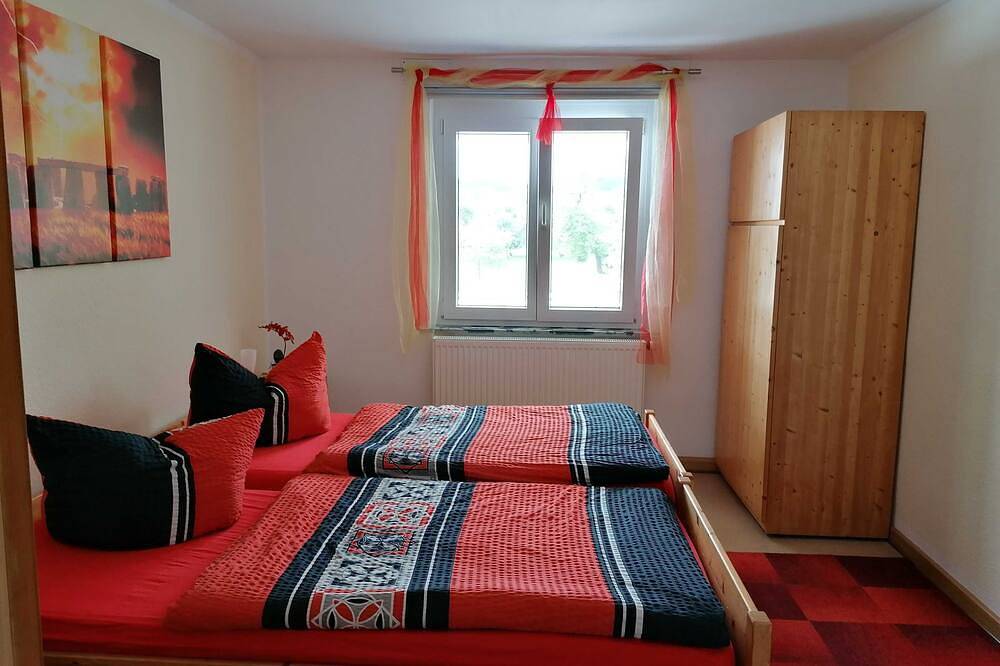 Ganze Wohnung, Ferienwohnung Renner ca. 100 qm - Ferienwohnung in Mühlingen, Landkreis Konstanz