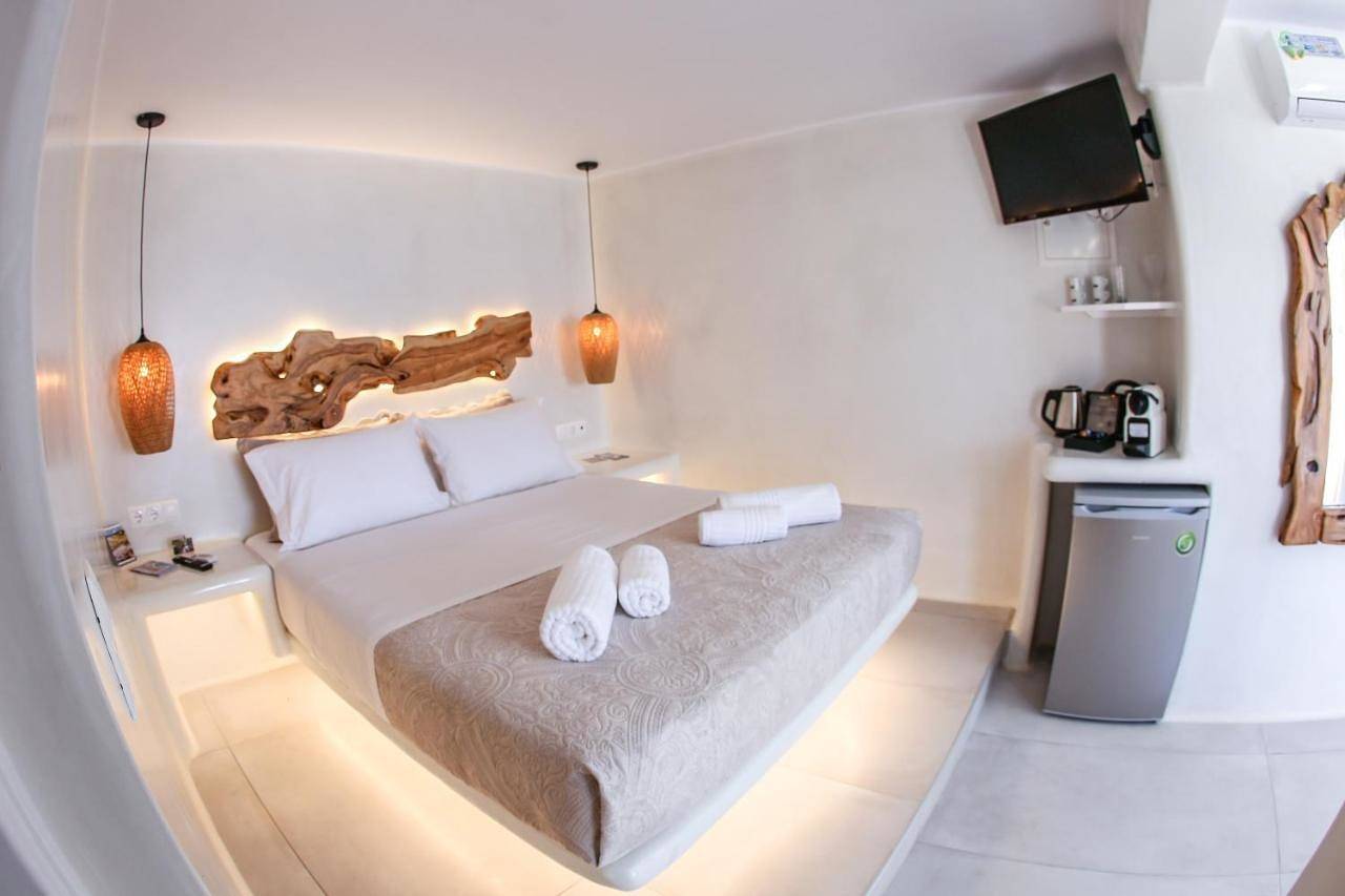 Villa Elina suites and more in Agios Stefanos, Mykonos