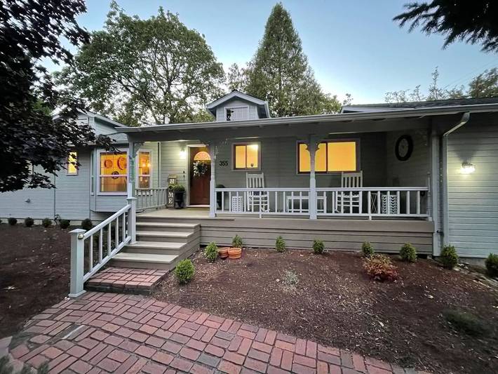 Vacation home for 8 people, with terrace in Oregon