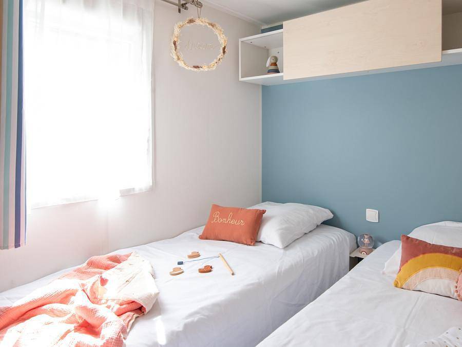 Camping Club Les Tamaris 5* - Ms Vacances - Mobilhome 4 personnes - Dune Confort Climatisé. in Le Barcarès, Côte méditerranéenne (France)