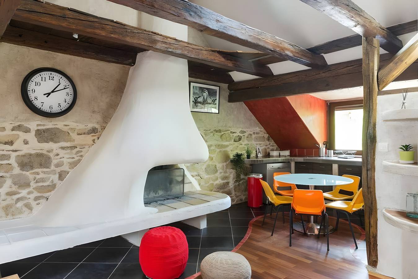 Appartement entier, Appartement 'Nid Douillet En Ville - L'atipik' avec Wi-Fi in Mulhouse, Région de Mulhouse