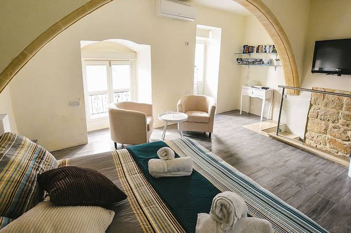 Ganze Wohnung, Grand Harbour - Apartment im historischen Gebäude von Valletta in Valletta, Insel Malta
