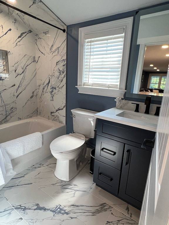 Steps Away From The Beaches & Ocean in Old Lyme. in Old Lyme, Connecticut