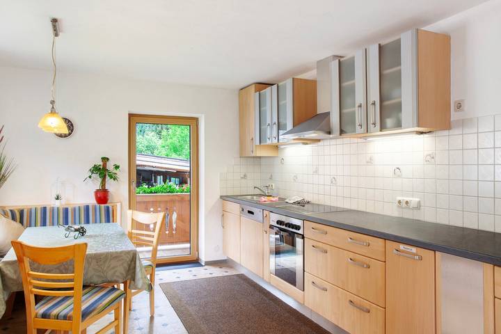 Ganze Wohnung, Ferienwohnung 'Appartment Stockeben' mit Bergblick, privater Terrasse und Wlan in Wildschönau, Kaisergebirge