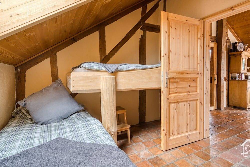 Appartement entier, 4 appartement sur ancien Ferme 'Lindenhof-Bergenhausen', vacances avec chien in Altenkirchen (Westerwald), Région d'Altenkirchen