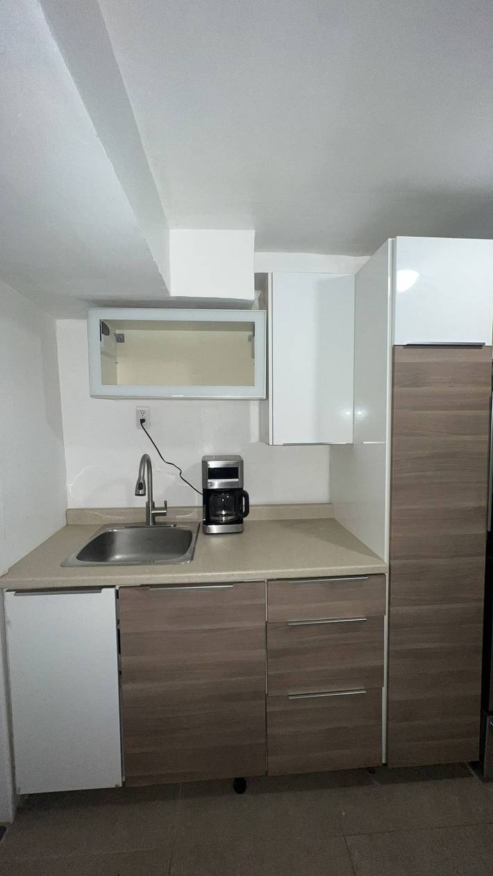 Apartamento entero, Apartamento de 2 dormitorios en Ahuntsic in Montreal, Quebec