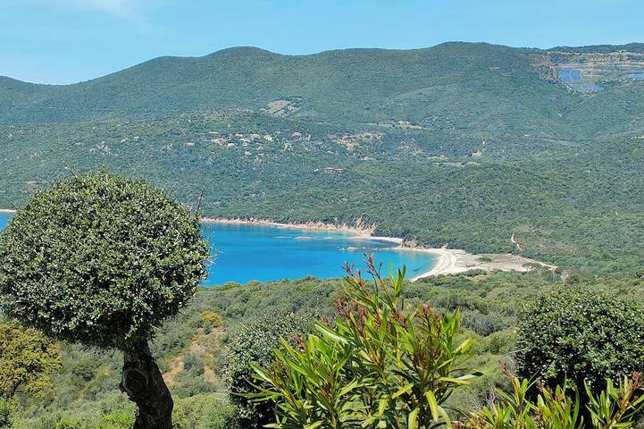 Villa pour 4 personnes, avec jardin et piscine, animaux acceptés - 1