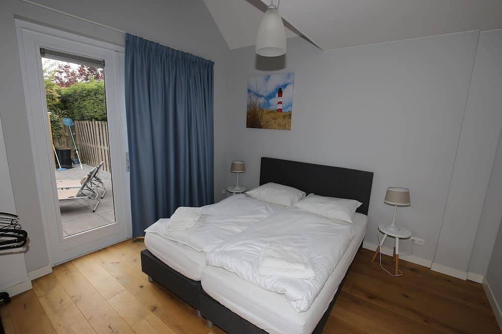 Luxuriöse Ferienvilla für 10 Personen mit beheiztem Pool und Sauna in Traumlage in Oostkapelle, Walcheren