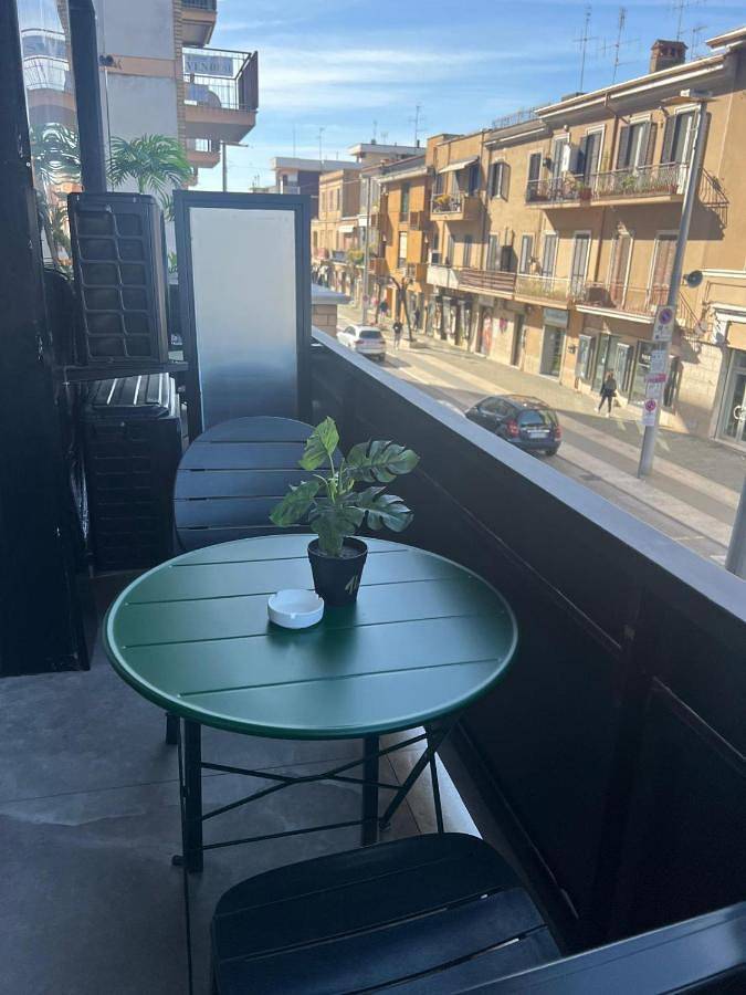 Chambre d’hôte pour 3 personnes, avec terrasse à Cisterna di Latina - 3