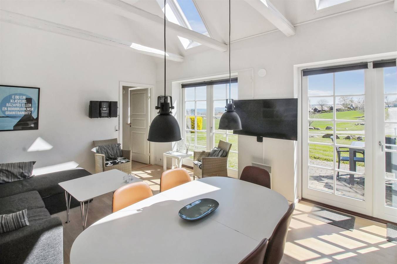 Hel leilighet, Amazing apartment in Allinge w/ 2 Bedrooms and Outdoor swimming pool in Sandkås, Allinge