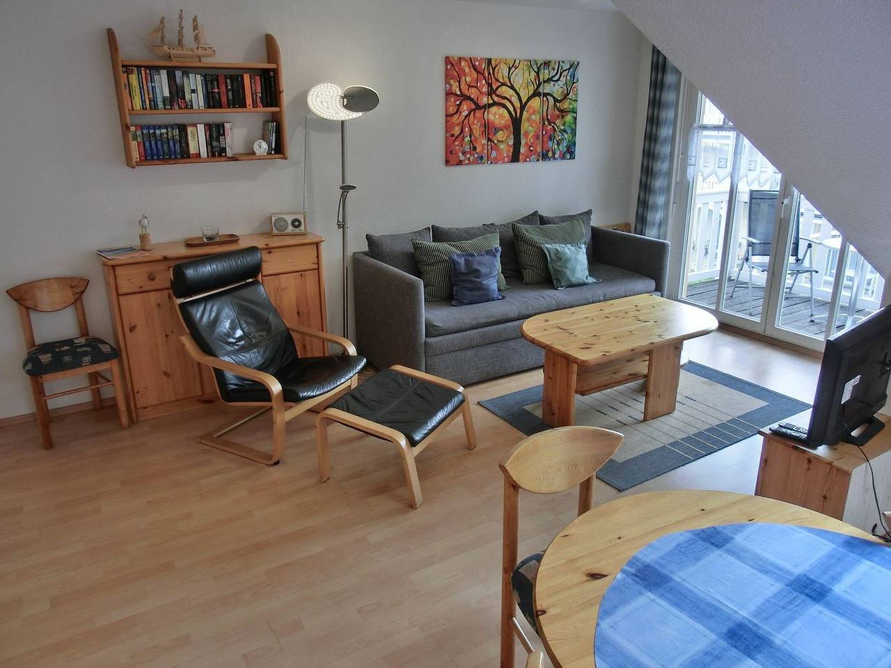Ganze Wohnung, Strandnahe 3-Zi-Wohnung mit zwei Balkonen und Wlan in Graal-Müritz, Rostock und Umgebung