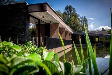 Hôtel pour 2 personnes, avec vue ainsi que vue sur le lac et jardin à Herve