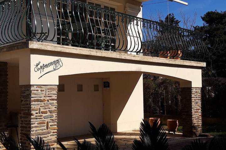 Maison de vacances pour 8 personnes, avec jardin et terrasse à Laroque-des-Albères