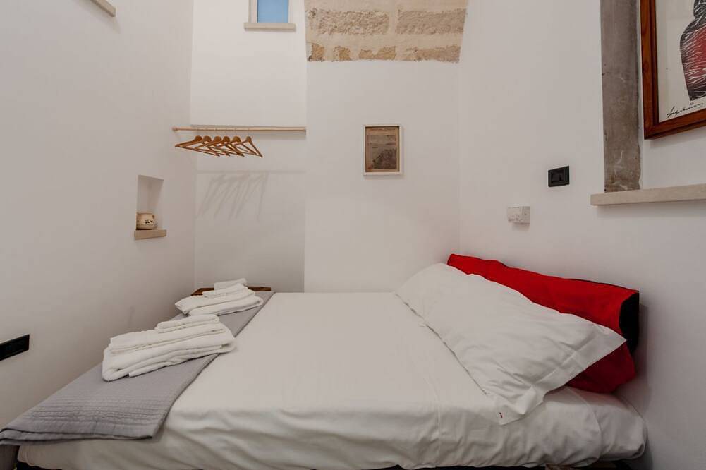 Apartamento entero, Guesthost - Palazzo Rolli The Library Room in Galatone, Golfo de Tarento