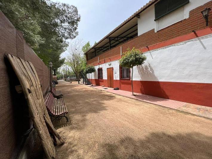 Casa rural para 6 personas, con Terraza además de Jardín y Piscina en Alcázar de San Juan