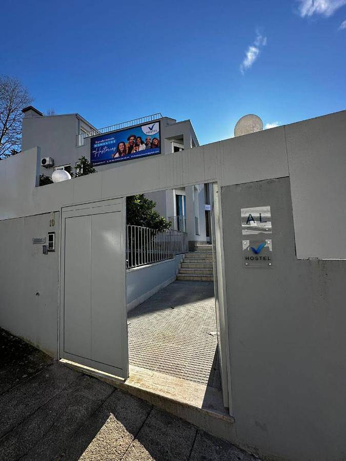 Chambre d’hôte pour 4 personnes, avec piscine ainsi que terrasse et jardin dans Guimarães