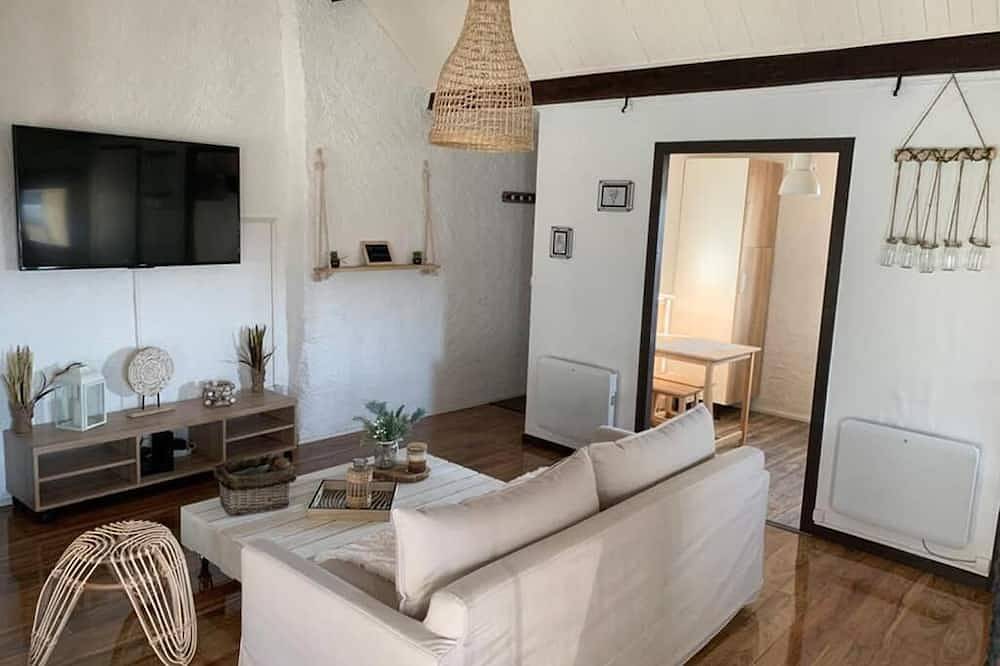 Entire apartment, Le Pilori in Niort, Niort region