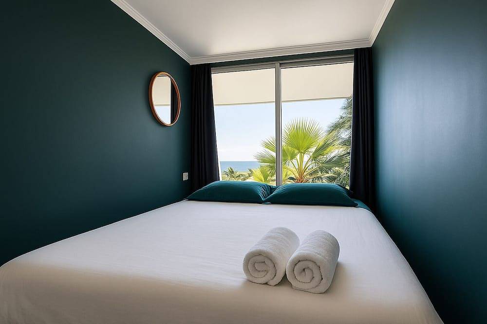 Ganze Wohnung, Luxury apartment Ac sea view 5min to Monaco ! Overflowing swimming pool in Cap-d'Ail, Nizza und Umgebung