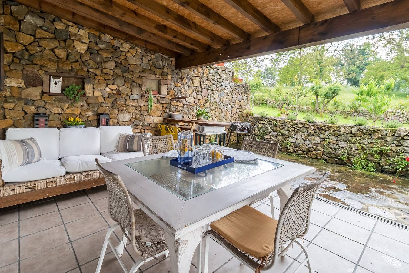 Entire apartment, Apartment 'Kety' with Mountain View, Private Terrace and Wi-Fi in Serdio, Val de San Vicente