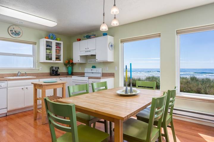 Vacation house for 6 people, with terrace and yard - 1