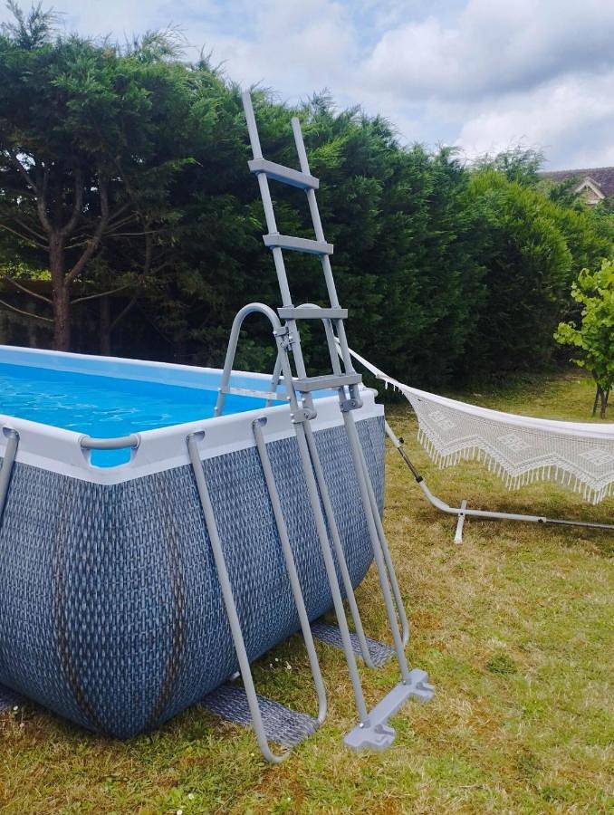 Location de vacances pour 29 personnes, avec piscine et vue ainsi que terrasse et jardin à Mennetou-sur-Cher - 3